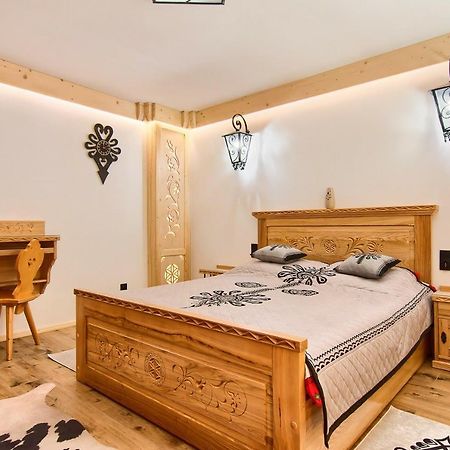 Apartament Zakopane Utrzymany W Stylu Goralskiej Chaty Kültér fotó