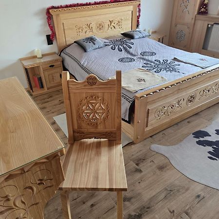 Apartament Zakopane Utrzymany W Stylu Goralskiej Chaty Kültér fotó