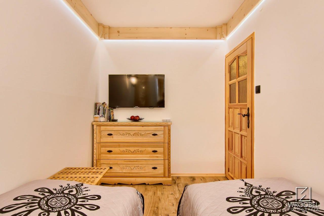 Apartament Zakopane Utrzymany W Stylu Goralskiej Chaty Kültér fotó